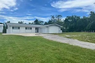 475 E Lake Dr, Tarpon Springs, FL 34688 - Photo 1