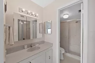 6211 Sun Blvd, Saint Petersburg, FL 33715 - Photo 11