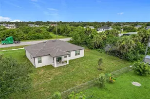 2560 S Biscayne Dr, North Port, FL 34287 - Photo 9