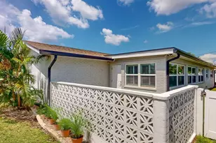 140 88th Ave NE, Saint Petersburg, FL 33702 - Photo 65