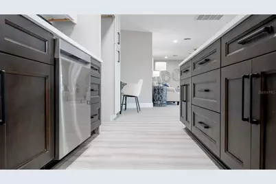 140 88th Avenue NE, Saint Petersburg, FL 33702 - Photo 25