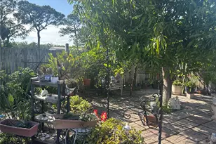 5106 Gateway Dr, Tampa, FL 33615 - Photo 23