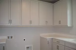 35311 Big Hawk Dr, Zephyrhills, FL 33541 - Photo 29