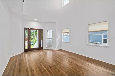 2709 W Bay Avenue, Tampa, FL 33611 - Photo 5