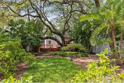 2709 W Bay Avenue, Tampa, FL 33611 - Photo 41