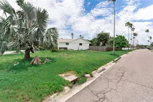 1580 Arizona Ave NE, Saint Petersburg, FL 33703 - Photo 19