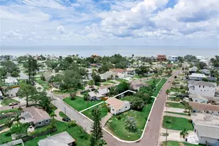 1580 Arizona Ave NE, Saint Petersburg, FL 33703 - Photo 1