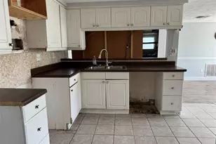 2619 Albion St, Holiday, FL 34691 - Photo 7