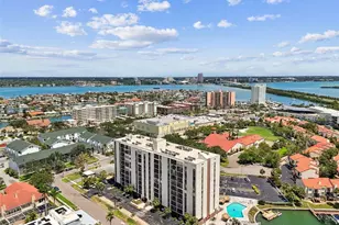 255 Dolphin Point, Clearwater Beach, FL 33767 - Photo 53