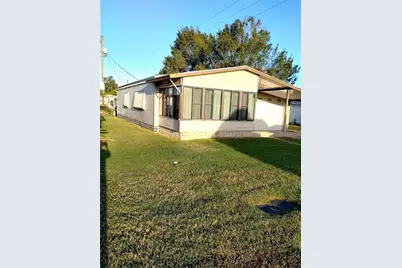 6443 Midland Street, Zephyrhills, FL 33542 - Photo 3