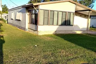 6443 Midland St, Zephyrhills, FL 33542 - Photo 3