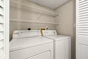 301 2nd St N, Saint Petersburg, FL 33701 - Photo 33