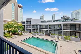 301 2nd St N, Saint Petersburg, FL 33701 - Photo 9