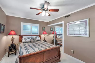3898 49th Avenue S, Saint Petersburg, FL 33711 - Photo 27