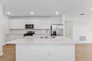 10426 Cross River Trl, Parrish, FL 34219 - Photo 3