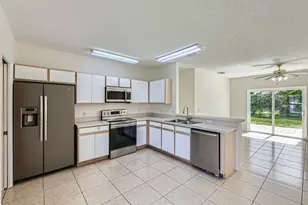 526 Delido Way, Kissimmee, FL 34758 - Photo 11