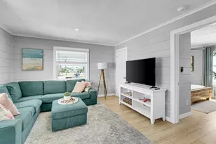 122 Coral Ave, Redington Shores, FL 33708 - Photo 13