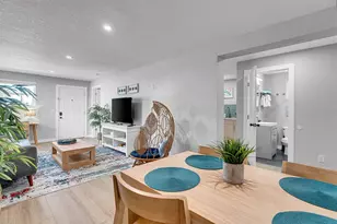 122 Coral Ave, Redington Shores, FL 33708 - Photo 3