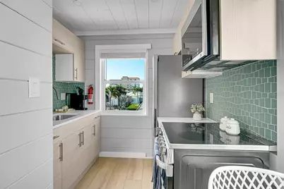 122 Coral Avenue, Redington Shores, FL 33708 - Photo 15