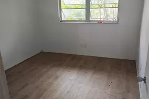 3995 South Cir, Largo, FL 33774 - Photo 25