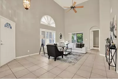 6439 Gentle Ben Circle, Wesley Chapel, FL 33544 - Photo 5