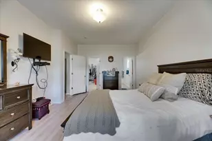 4735 Red Pine Way, Wesley Chapel, FL 33545 - Photo 41