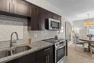 4985 Cobia Dr SE, Saint Petersburg, FL 33705 - Photo 11