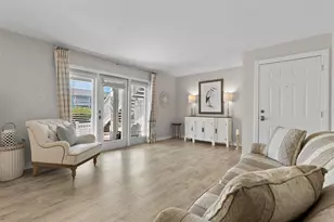 4985 Cobia Dr SE, Saint Petersburg, FL 33705 - Photo 5