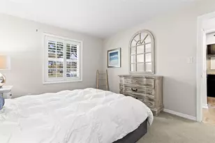 4985 Cobia Dr SE, Saint Petersburg, FL 33705 - Photo 15