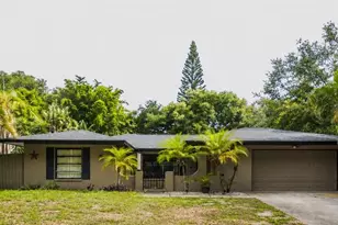 2199 Blue Tern Dr, Palm Harbor, FL 34683 - Photo 1