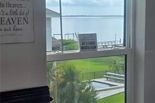 1626 Seabreeze Dr, Tarpon Springs, FL 34689 - Photo 43