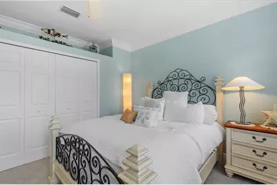 8476 Dunham Station Drive, Tampa, FL 33647 - Photo 47