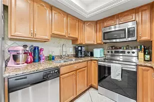 7614 Radcliffe Cir, Port Richey, FL 34668 - Photo 19