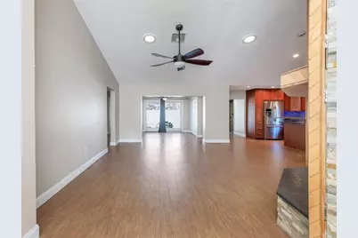 9455 Laura Anne Drive, Seminole, FL 33776 - Photo 9