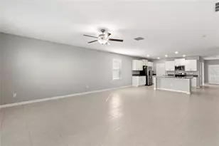 8918 Parsons Hill Blvd, Wesley Chapel, FL 33545 - Photo 11