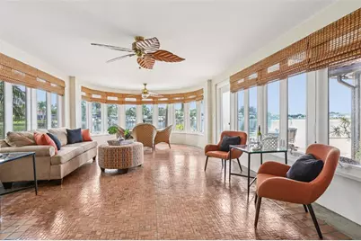 4830 Paradise Way S, Saint Petersburg, FL 33705 - Photo 25