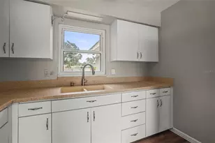 1848 68th Ave N, Saint Petersburg, FL 33702 - Photo 13