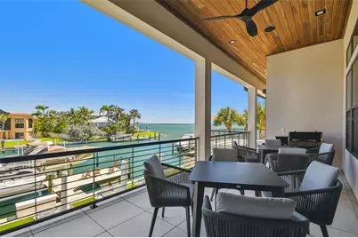 105 9th Street E, Tierra Verde, FL 33715 - Photo 55