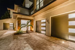 105 9th St E, Tierra Verde, FL 33715 - Photo 7