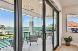 105 9th St E, Tierra Verde, FL 33715 - Photo 71