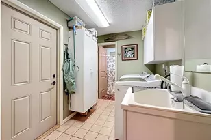 760 Capri Blvd, Treasure Island, FL 33706 - Photo 39