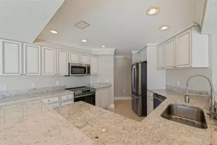 11225 4th St E, Treasure Island, FL 33706 - Photo 13