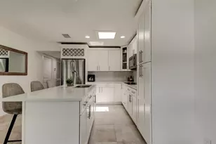 4727 Town N Country Blvd, Tampa, FL 33615 - Photo 3