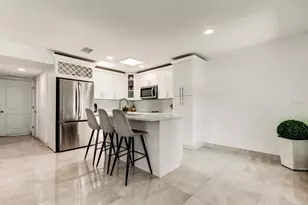 4727 Town N Country Blvd, Tampa, FL 33615 - Photo 3