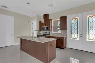 2627 Hancock St, Plant City, FL 33563 - Photo 9