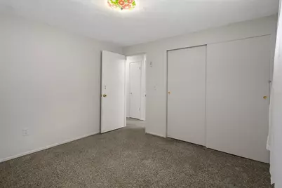 6006 Axelrod Road, Tampa, FL 33634 - Photo 19