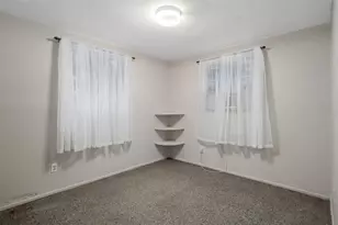 6006 Axelrod Rd, Tampa, FL 33634 - Photo 21