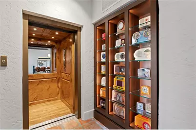 501 Brightwaters Boulevard NE, Saint Petersburg, FL 33704 - Photo 19