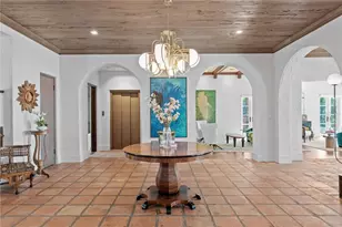 501 Brightwaters Blvd NE, Saint Petersburg, FL 33704 - Photo 13