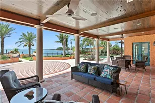 501 Brightwaters Blvd NE, Saint Petersburg, FL 33704 - Photo 9